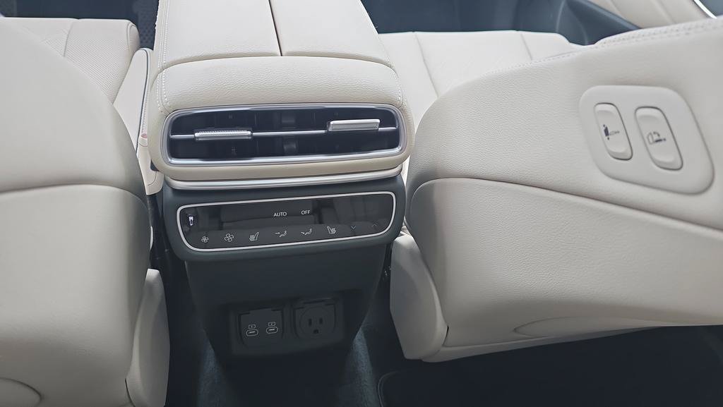 New 2026 Genesis GV80 3.5T Advanced AWD/4WD image 11