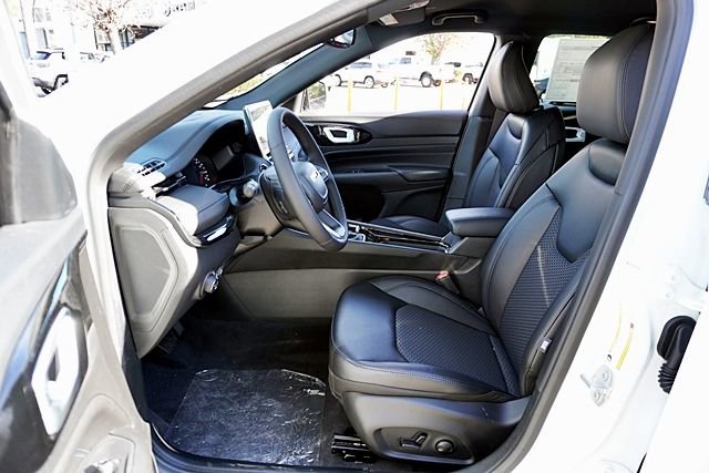 New 2026 Jeep Compass Altitude w/ Quick Order Package 29K image 18