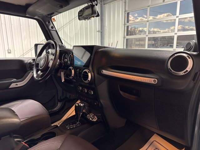 Used 2014 Jeep Wrangler Unlimited Sahara w/ Max Tow Package image 26