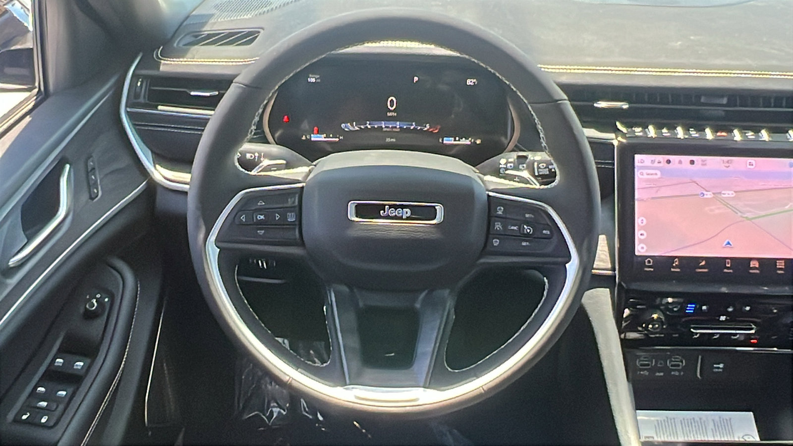 New 2025 Jeep Grand Cherokee L Limited w/ Luxury Tech Group II image 24