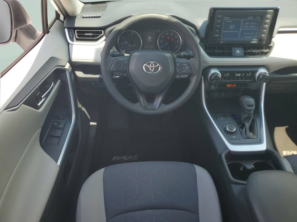 Used 2020 Toyota RAV4 XLE w/ Convenience Package AWD/4WD image 12