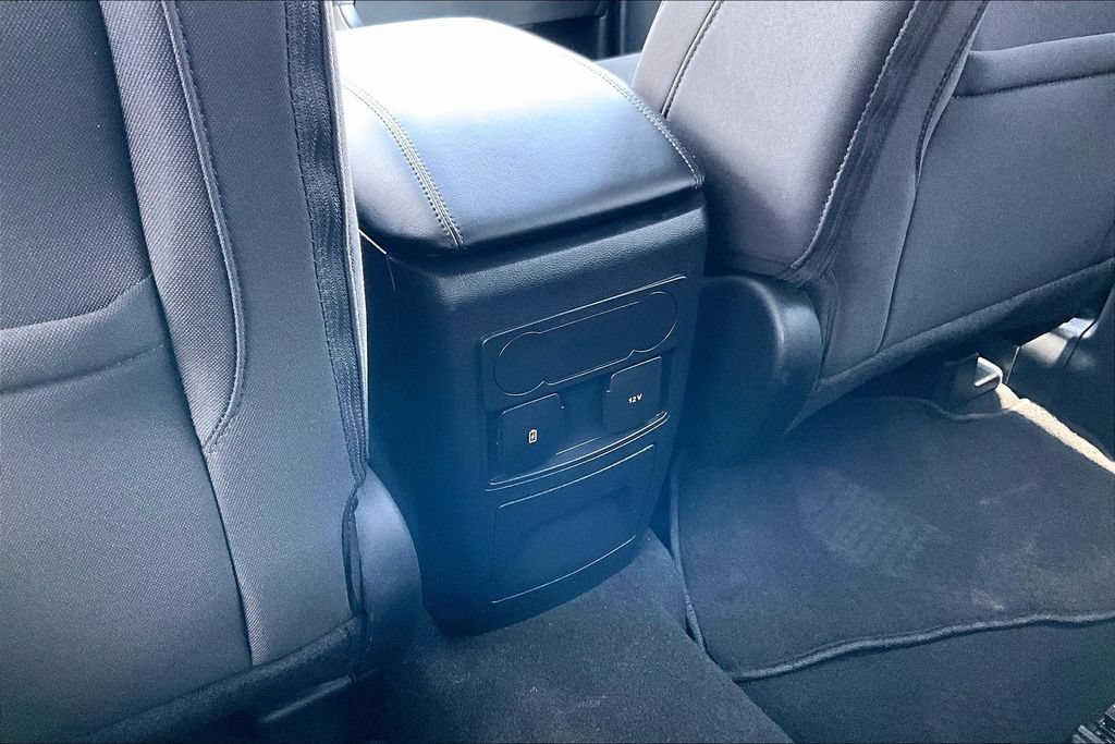 Certified 2024 Ford Explorer XLT AWD/4WD image 34