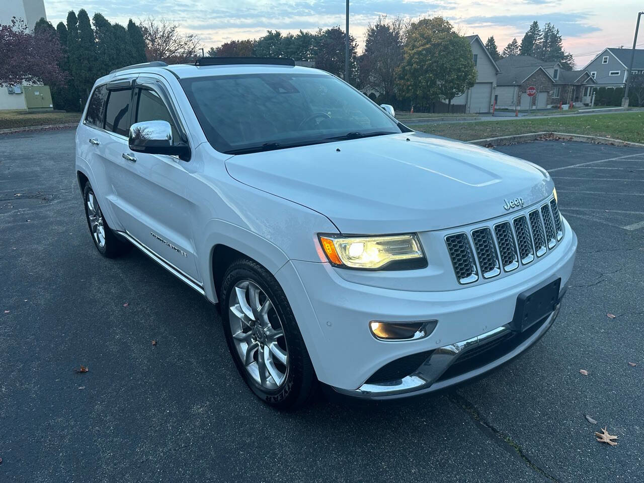 Used 2016 Jeep Grand Cherokee Summit image 15