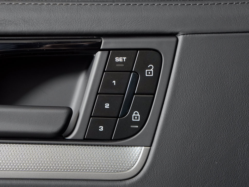 New 2027 Porsche Cayenne S AWD/4WD image 16