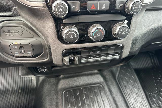 New 2026 RAM 5500 Tradesman w/ Chrome Appearance Group AWD/4WD image 14