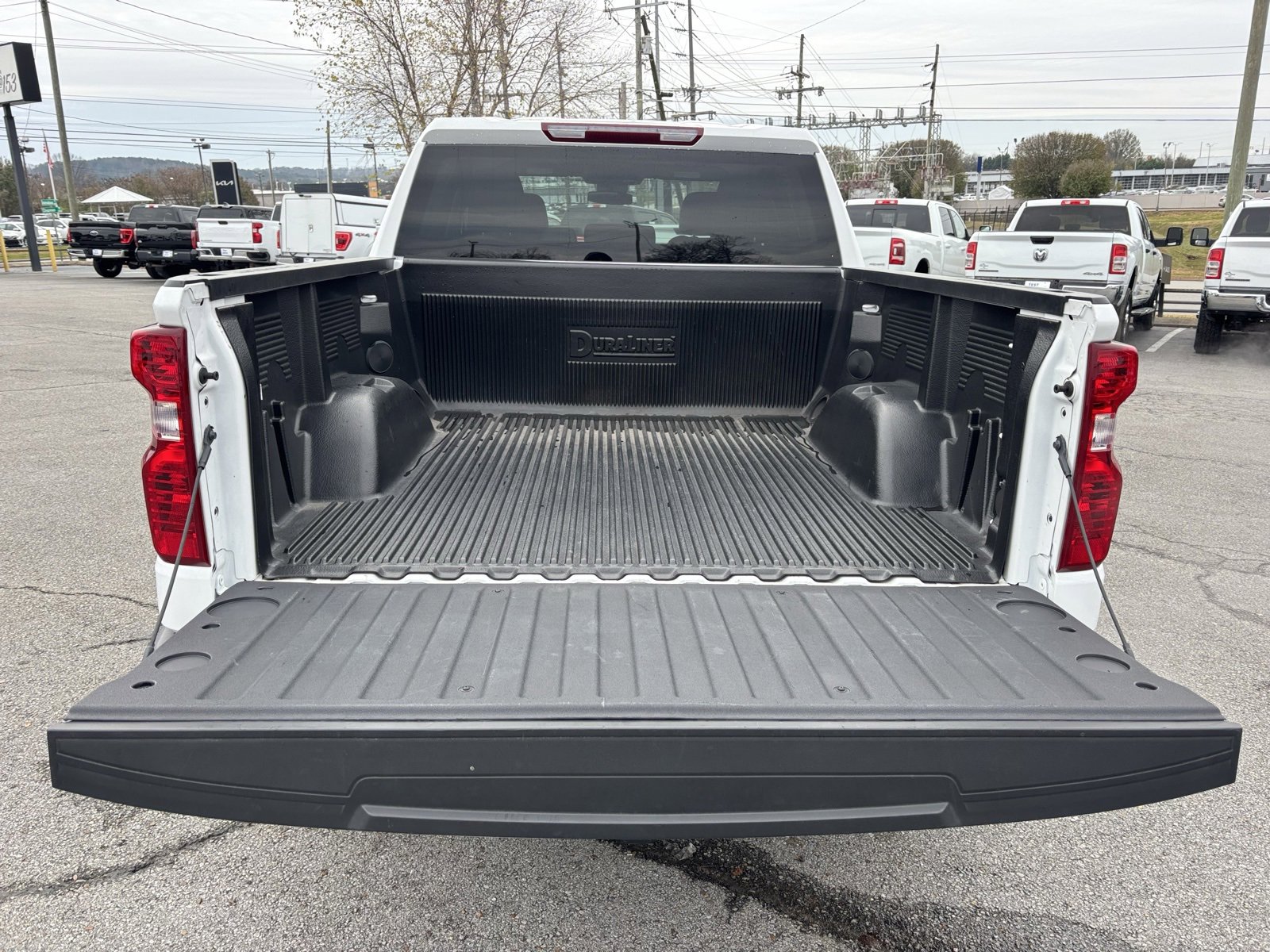 Used 2025 Chevrolet Silverado 1500 LT image 25