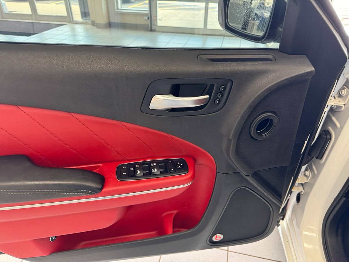 Used 2015 Dodge Charger R/T RWD image 14