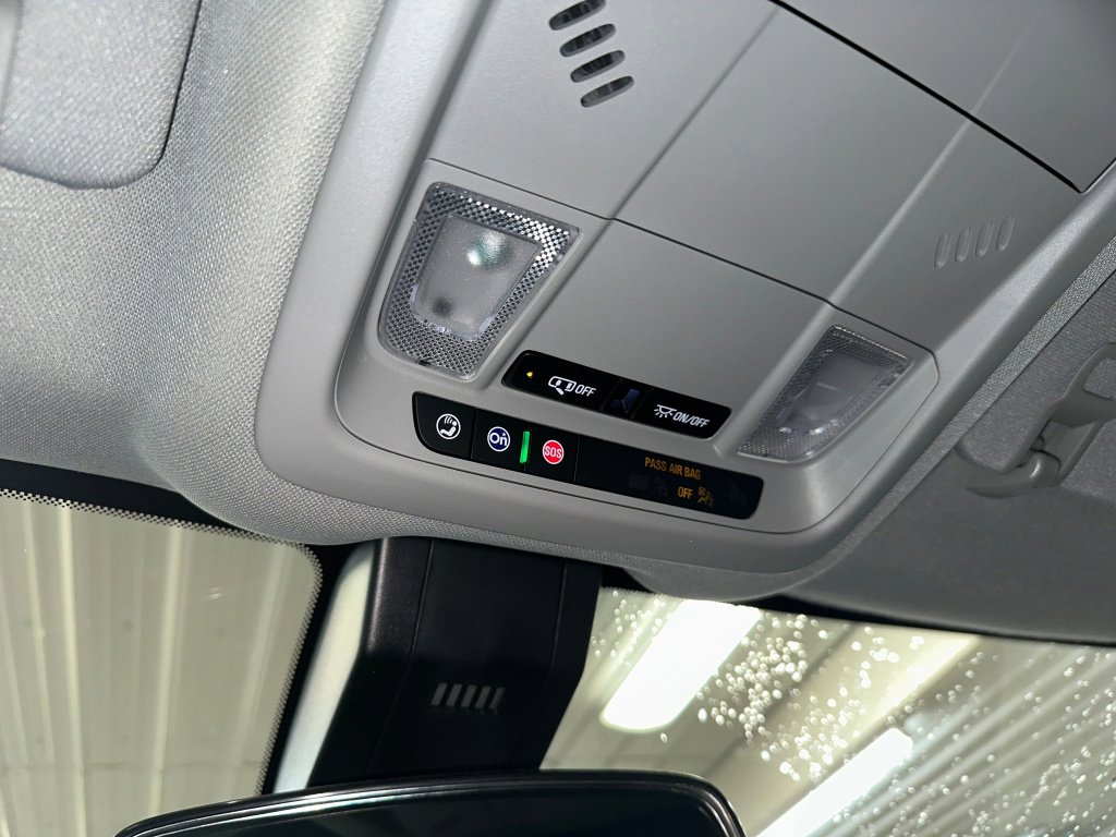 Used 2024 Chevrolet Equinox LT w/ LPO, Floor Liner Package image 15