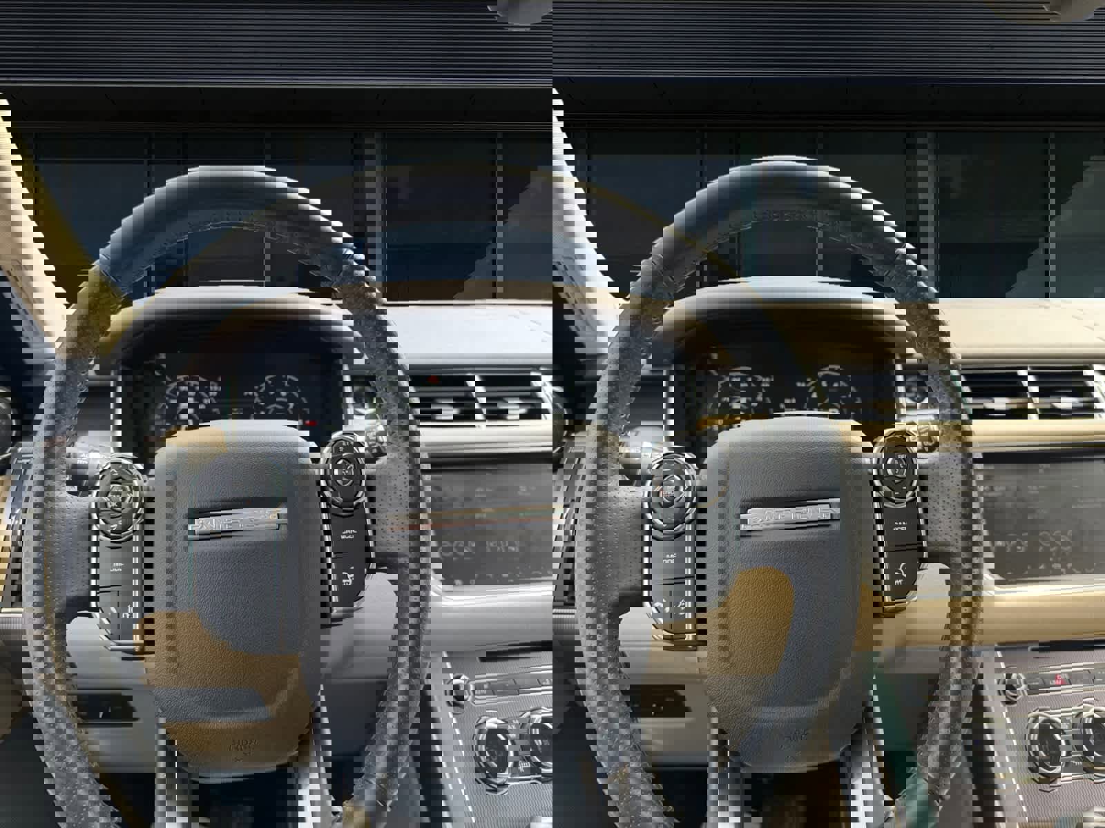 Used 2017 Land Rover Range Rover Sport HSE AWD/4WD image 4