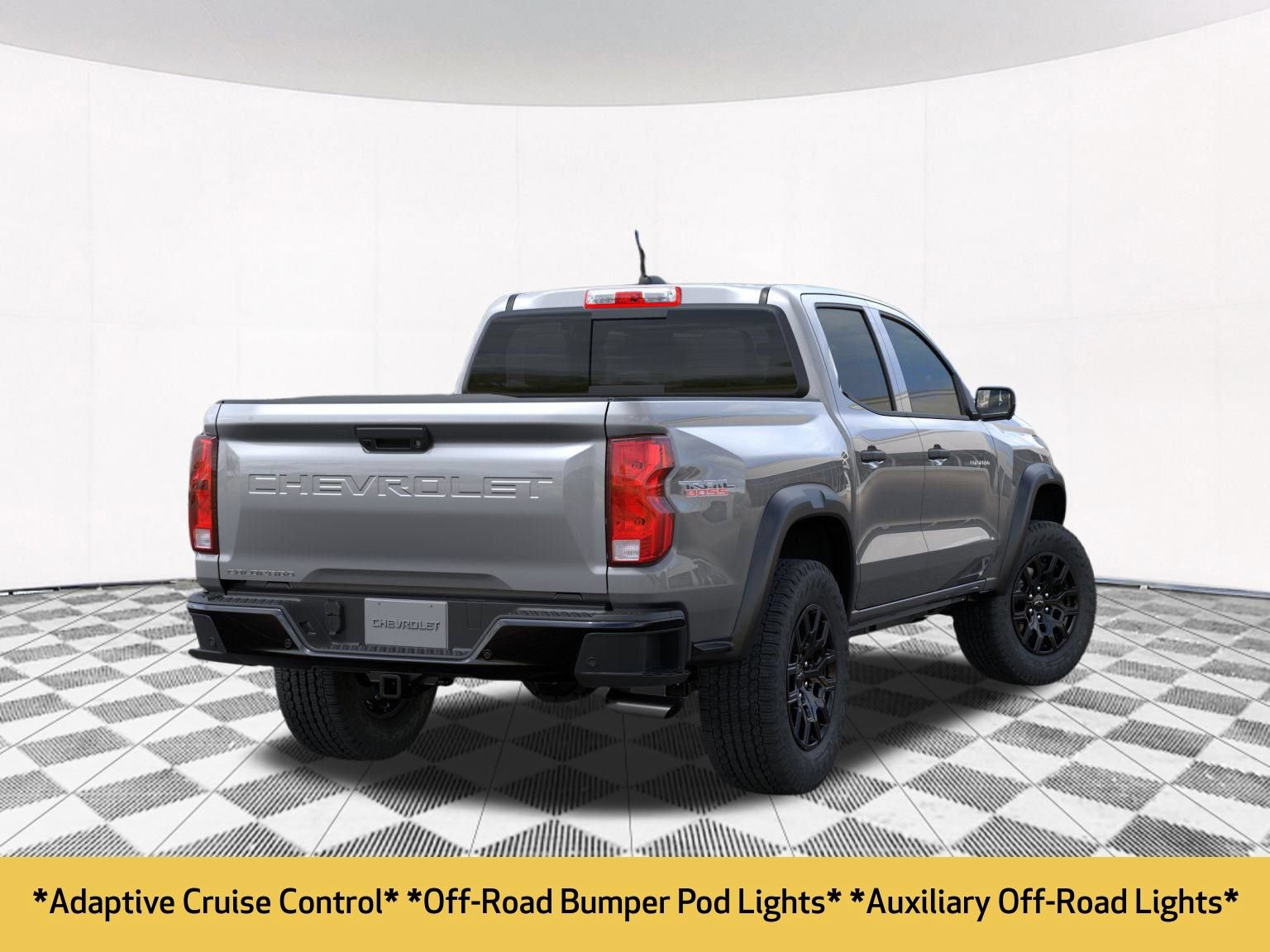 New 2026 Chevrolet Colorado Trail Boss w/ Off-Road Front Bumper Package AWD/4WD image 13