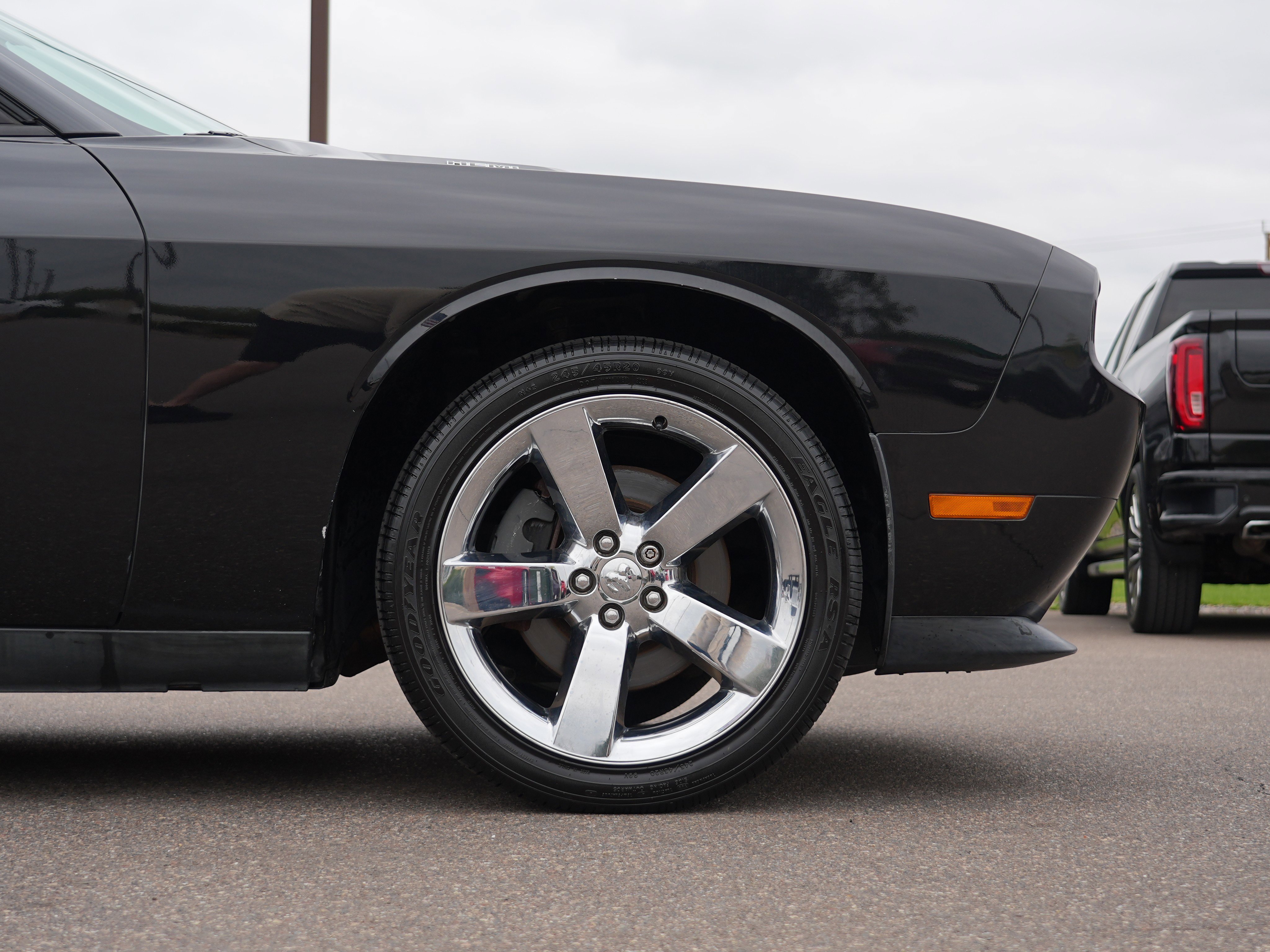 Used 2009 Dodge Challenger R/T RWD image 11