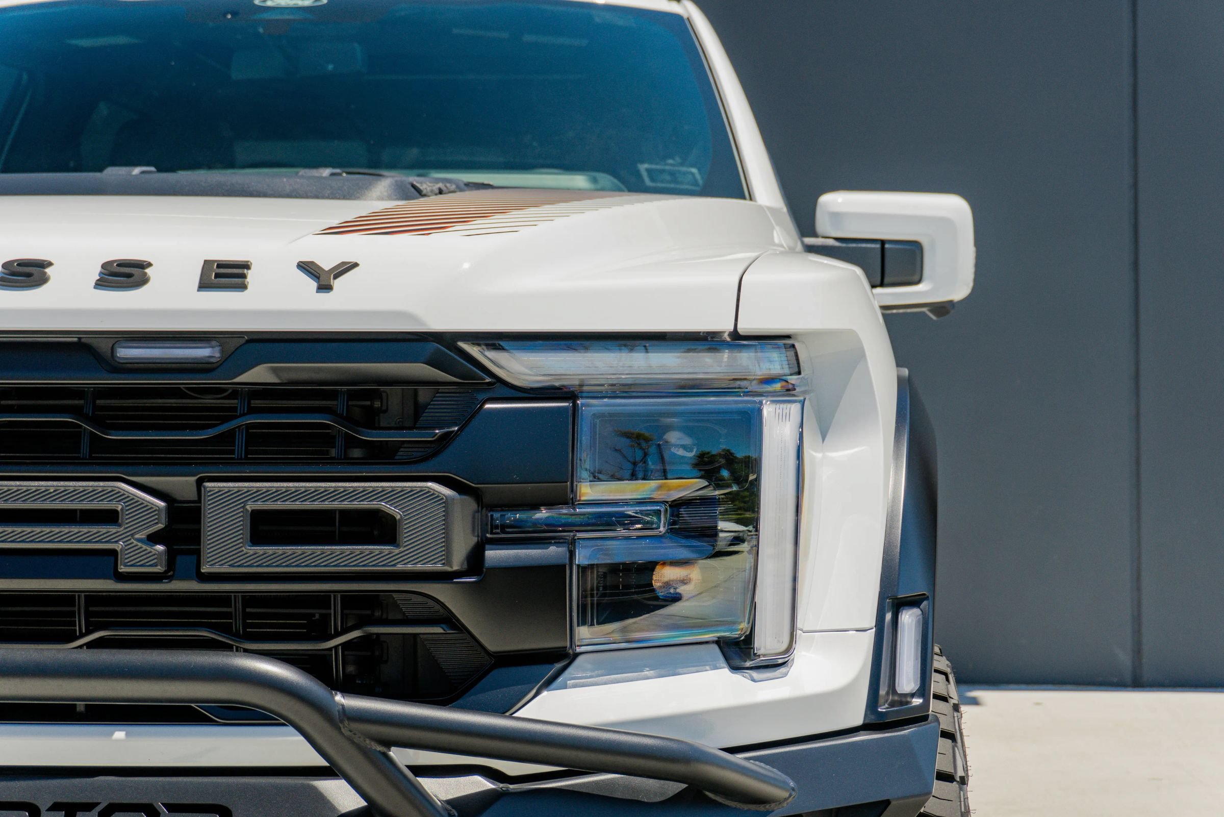 Used 2025 Ford F150 Raptor AWD/4WD image 28