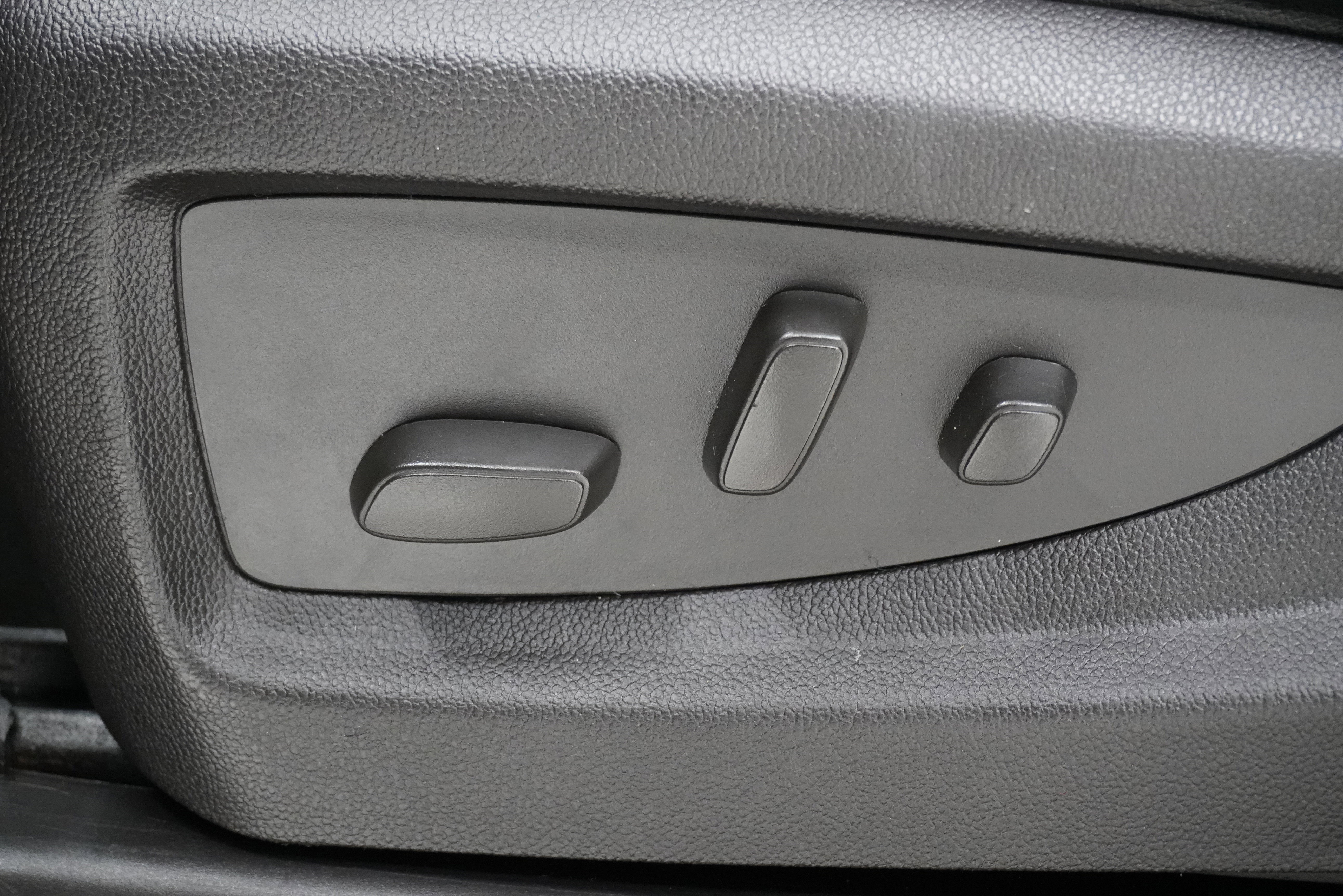 Used 2016 Chevrolet Silverado 1500 LT w/ Texas Edition image 14