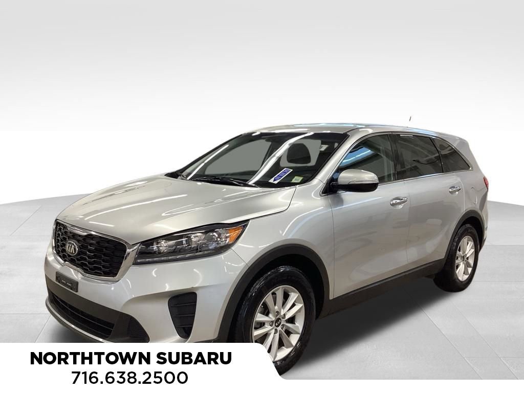 Used 2019 Kia Sorento FWD V6 image 1
