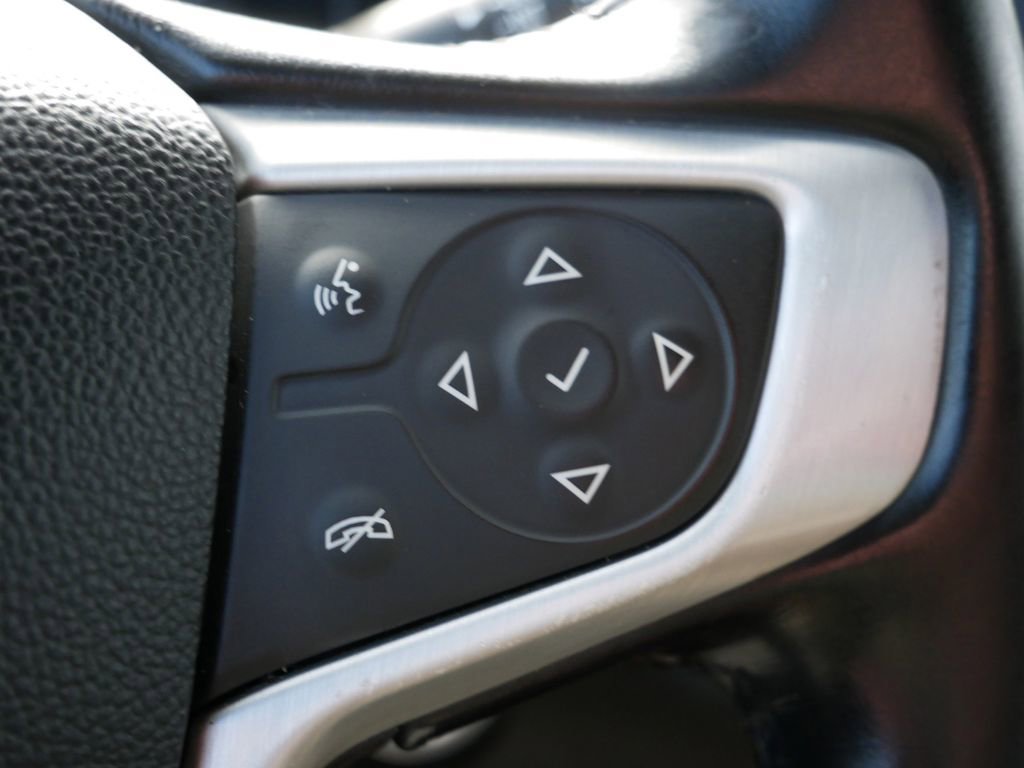 Used 2020 GMC Terrain SLT FWD image 25