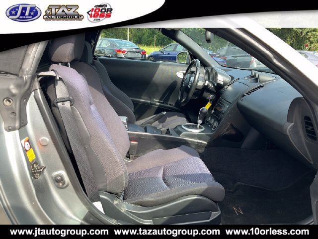 Used 2004 Nissan 350Z Enthusiast w/ Side Airbags Pkg RWD image 14