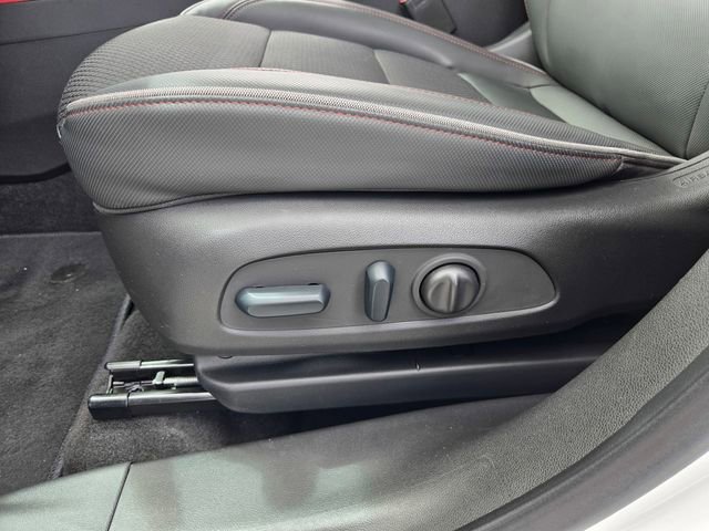 Used 2023 Chevrolet TrailBlazer RS w/ Convenience Package FWD image 15