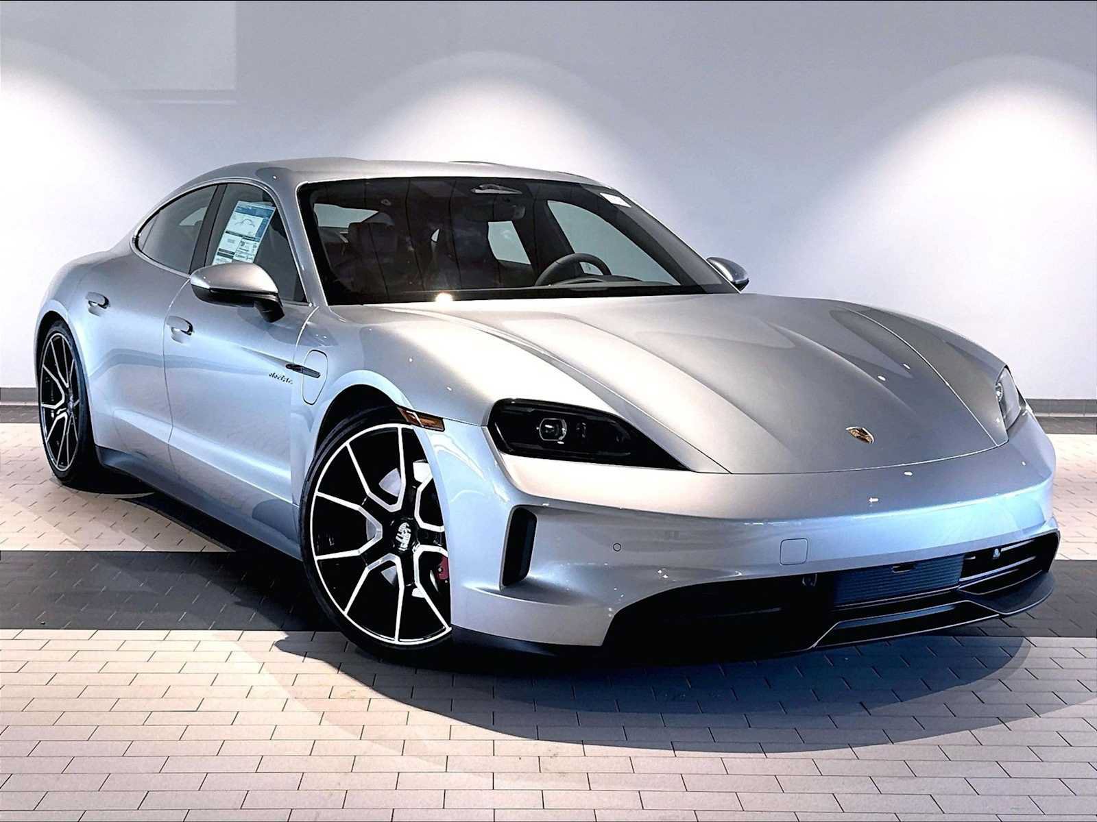 New 2026 Porsche Taycan 4S AWD/4WD image 9