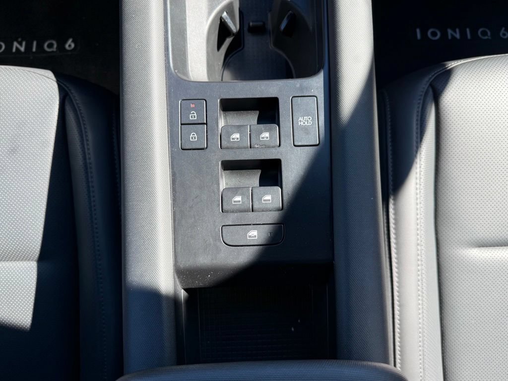 Certified 2025 Hyundai Ioniq 6 SEL AWD/4WD image 27