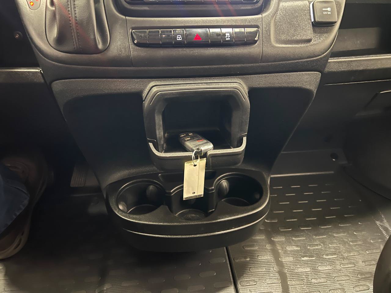 Used 2025 RAM ProMaster 2500 w/ Convenience Group FWD image 46