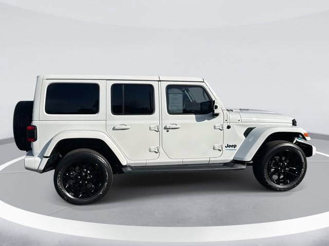 Used 2021 Jeep Wrangler Unlimited Sahara image 4