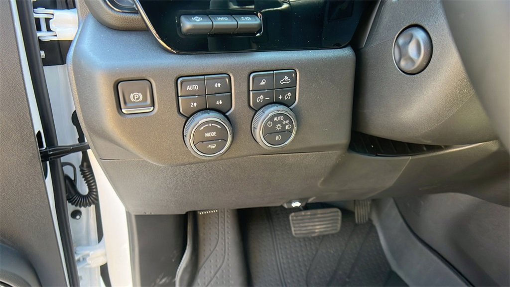 New 2025 Chevrolet Silverado 1500 ZR2 w/ Technology Package image 19
