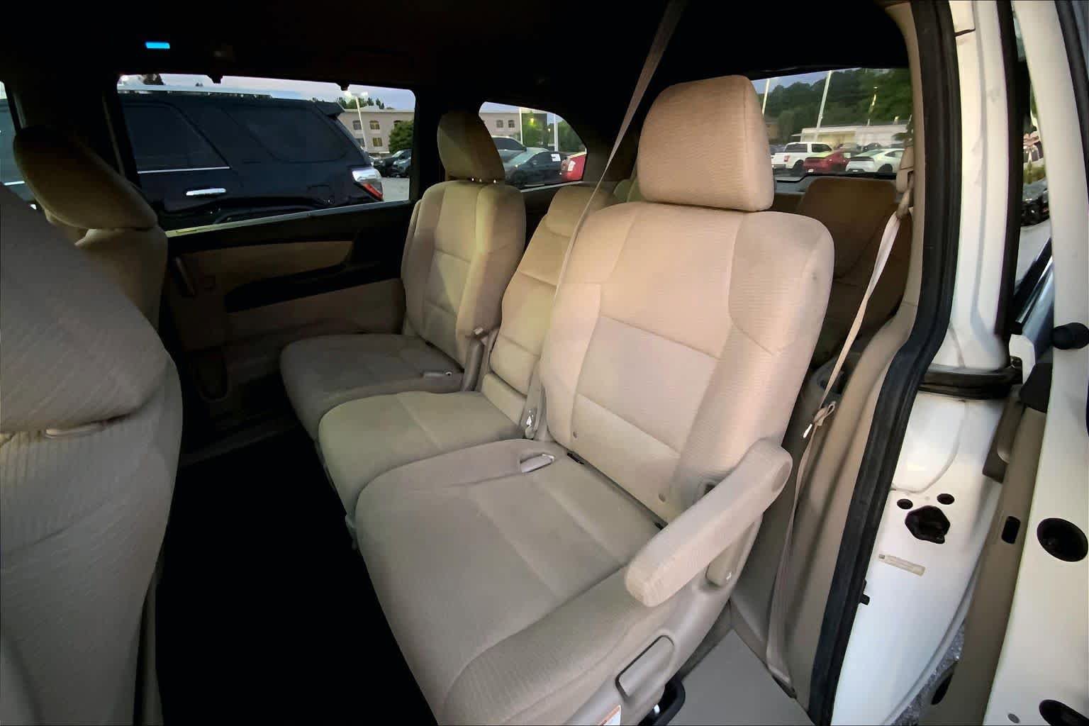 Used 2013 Honda Odyssey EX image 20