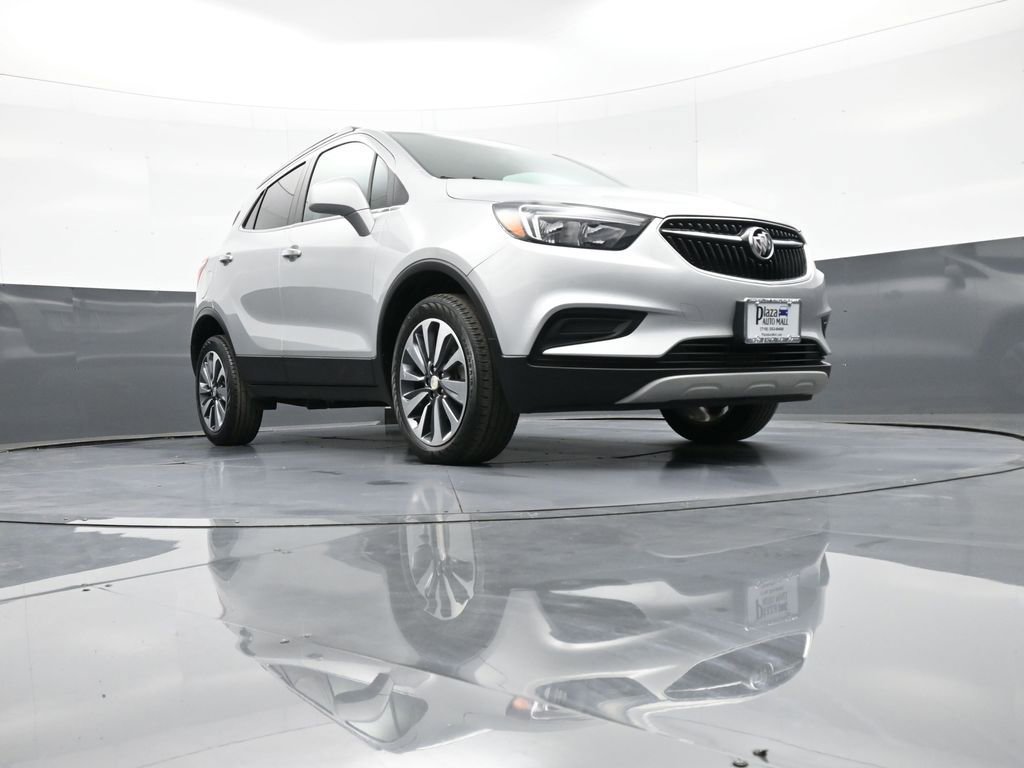 Used 2022 Buick Encore Preferred w/ Safety Package image 27