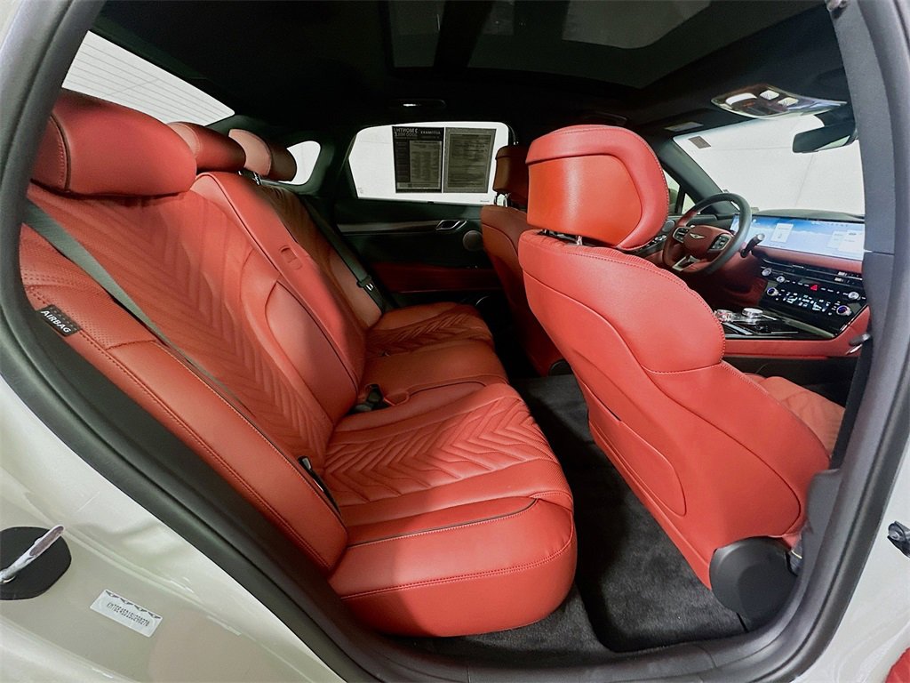 Used 2025 Genesis G80 3.5T Sport image 10