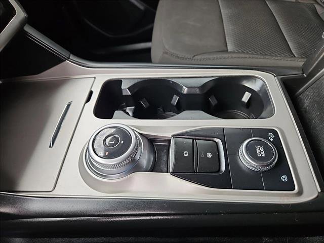 Used 2022 Ford Explorer XLT w/ Class IV Trailer Tow Package image 12