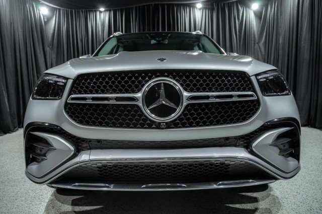 New 2026 Mercedes-Benz GLE 450e 4MATIC image 2