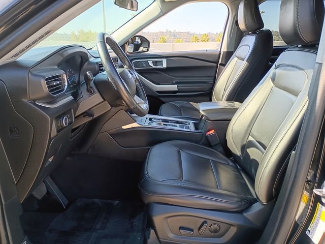 Used 2023 Ford Explorer XLT w/ Equipment Group 202A image 13