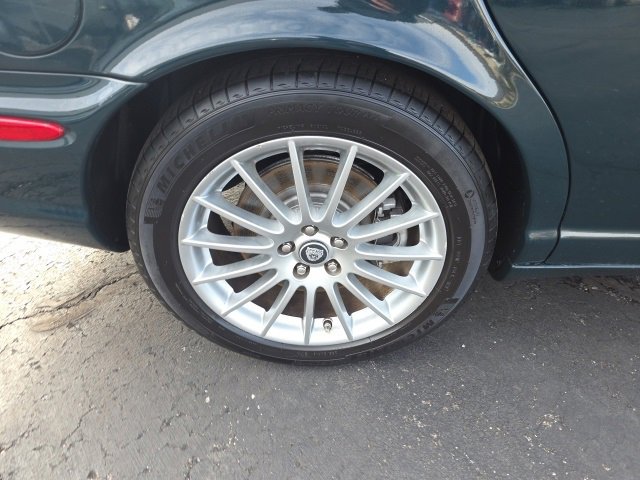 Used 2007 Jaguar XJ8 image 48