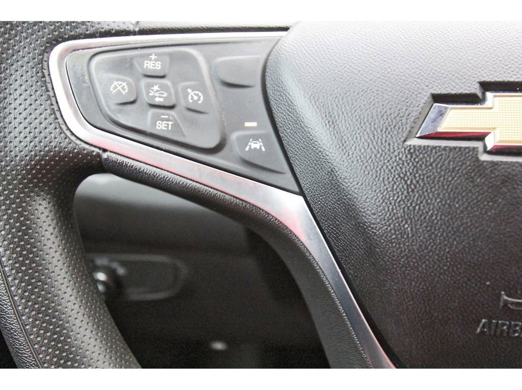 Used 2020 Chevrolet Equinox LT FWD image 18