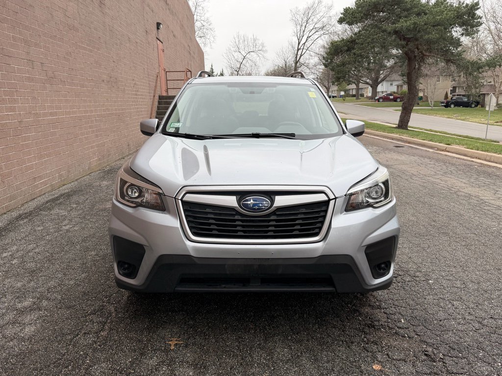 Used 2019 Subaru Forester Premium w/ All-Weather Package image 2