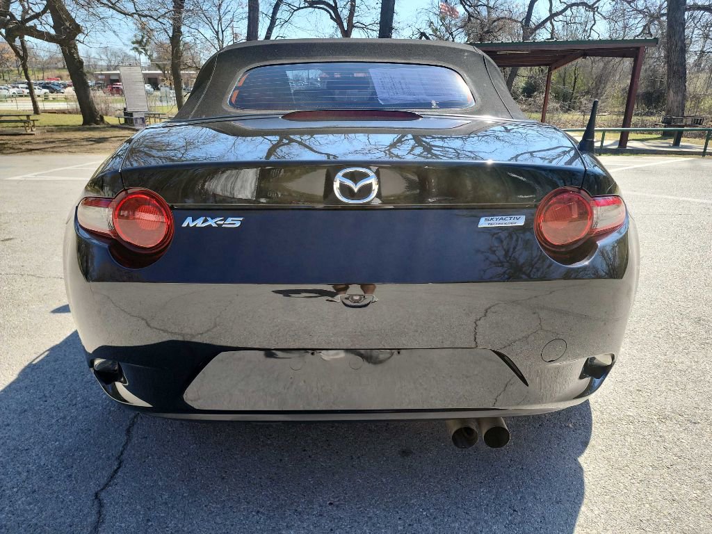 Used 2019 MAZDA MX-5 Miata Sport image 6
