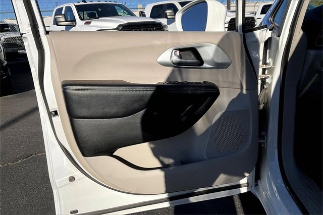 Used 2017 Chrysler Pacifica Touring Plus image 18