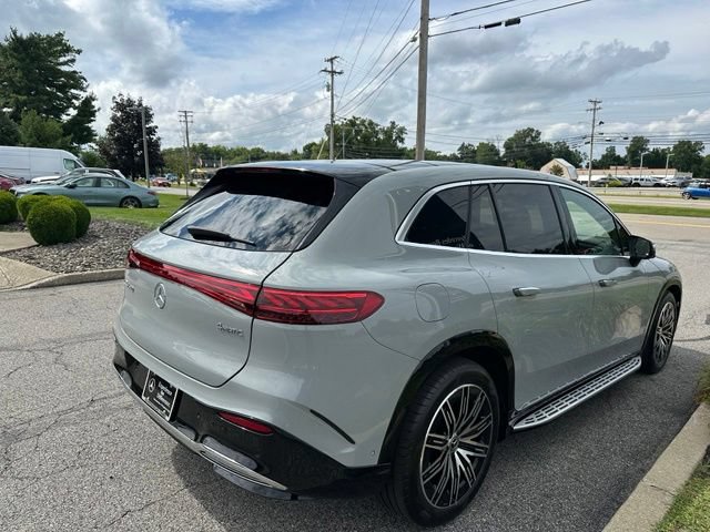 Certified 2023 Mercedes-Benz EQS 580 4MATIC SUV image 5