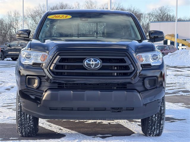 Used 2023 Toyota Tacoma SR image 9
