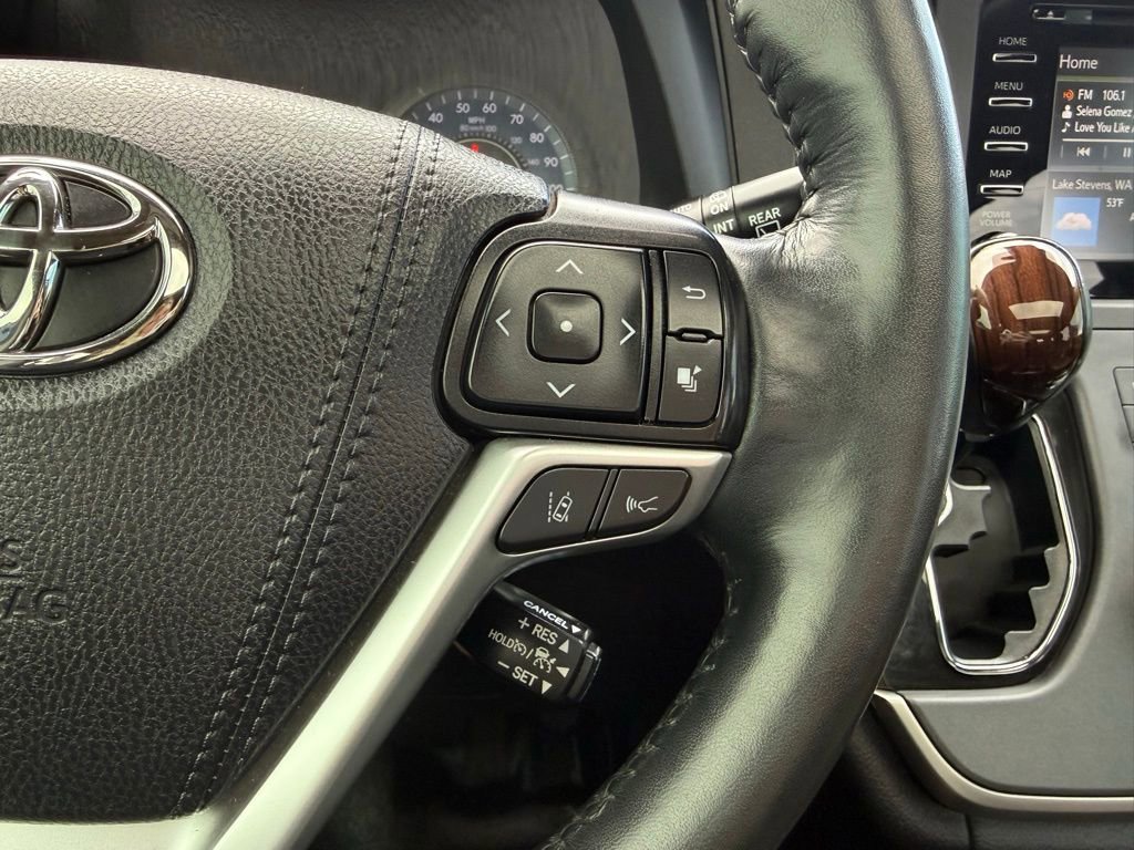 Used 2020 Toyota Sienna Limited Premium AWD/4WD image 24