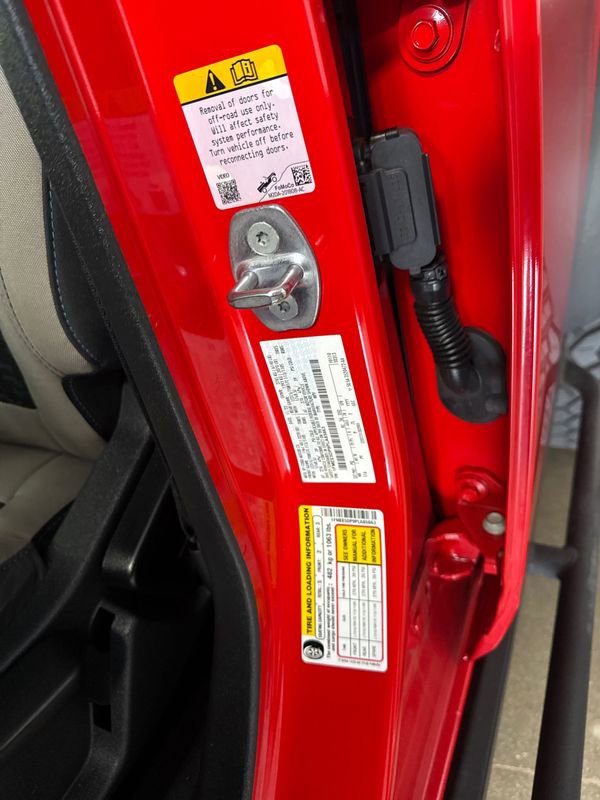 Used 2023 Ford Bronco Wildtrak image 71