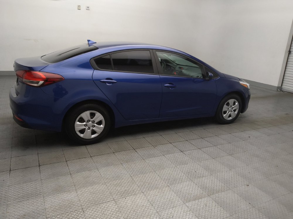 Used 2018 Kia Forte LX FWD image 10