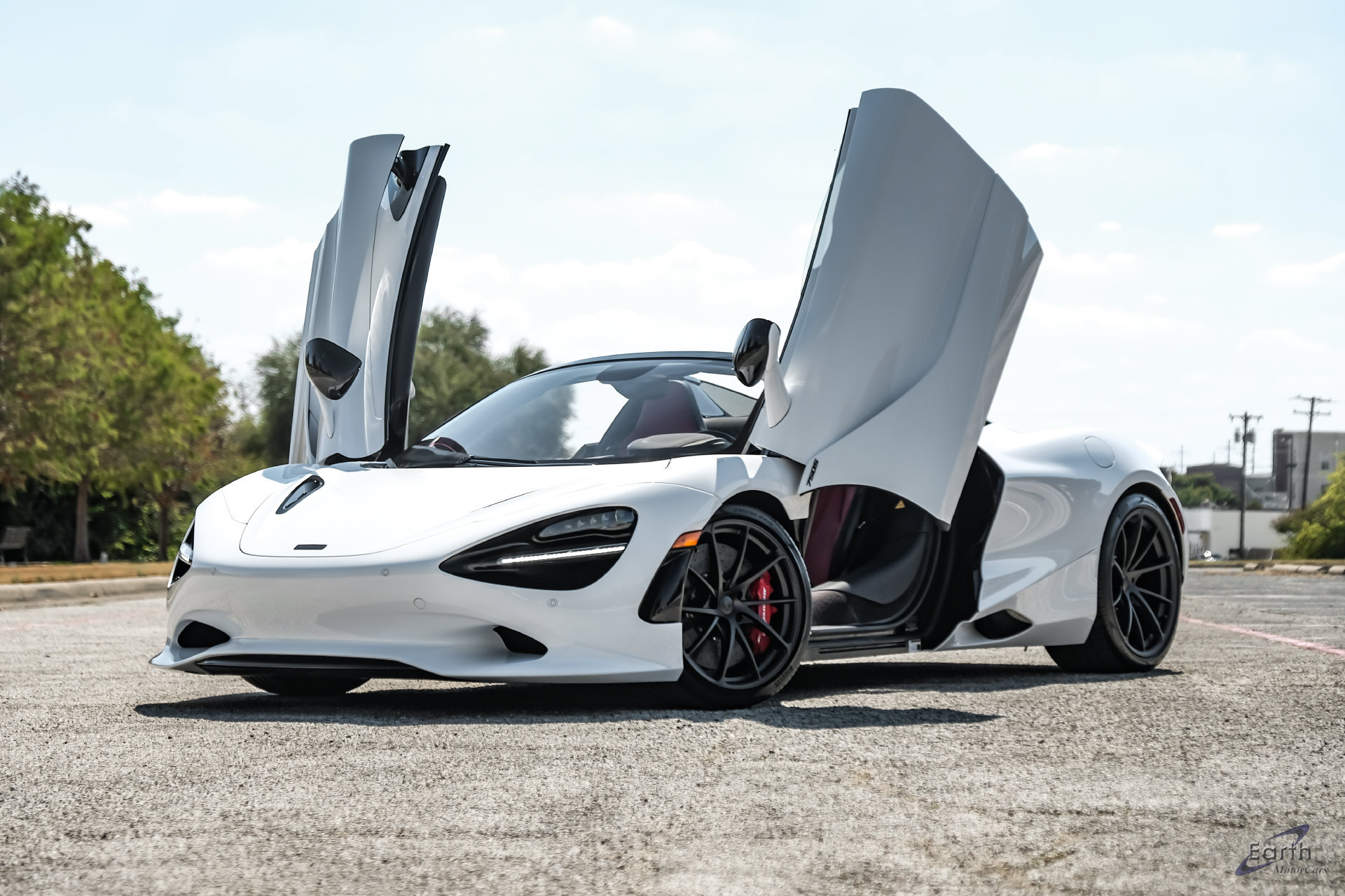 Used 2025 McLaren 750S Spider RWD image 7