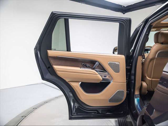New 2026 Land Rover Range Rover Long Wheelbase Autobiography AWD/4WD image 29