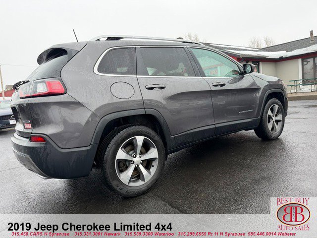 Used 2019 Jeep Cherokee Limited image 3