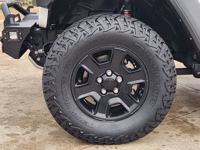 Used 2022 Jeep Gladiator Mojave AWD/4WD image 8