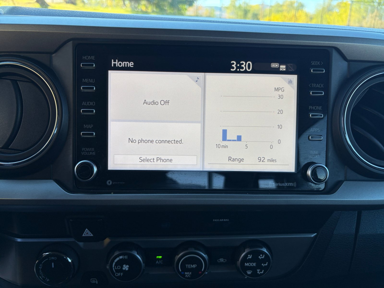 Used 2020 Toyota Tacoma SR5 AWD/4WD image 26