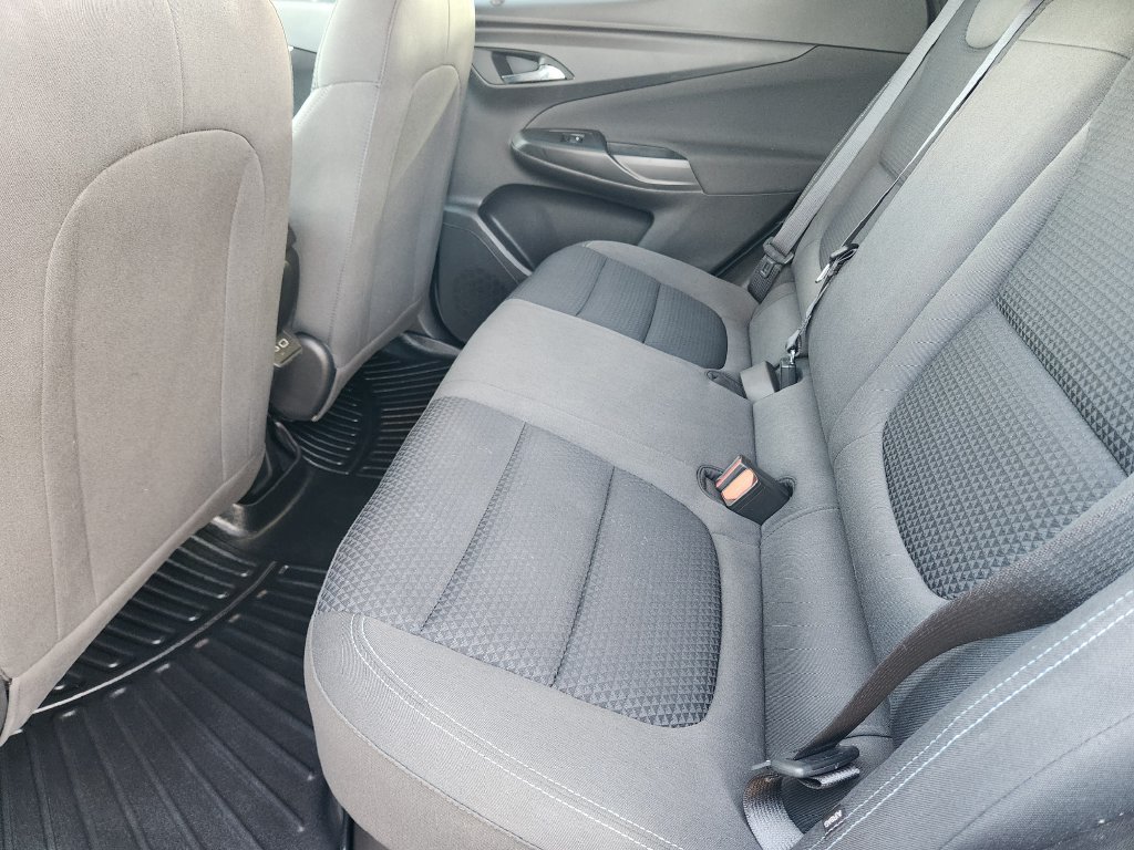 Used 2023 Chevrolet Bolt EUV LT FWD image 29