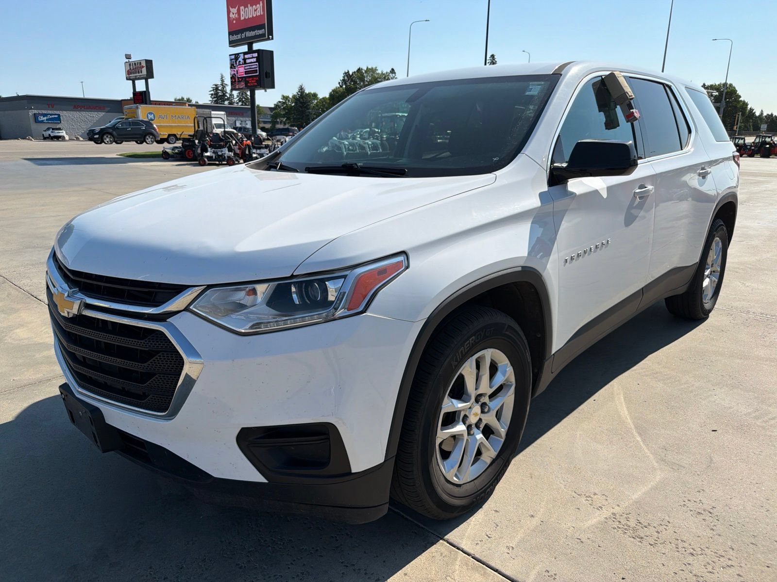 Used 2018 Chevrolet Traverse LS FWD image 4