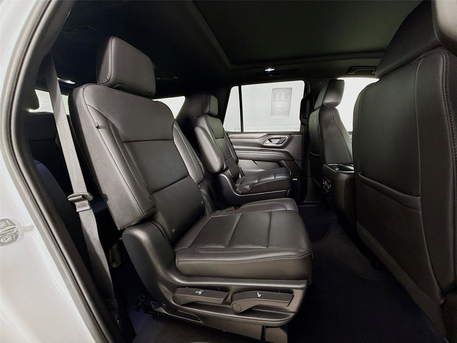 Used 2023 Chevrolet Tahoe Z71 w/ Luxury Package image 30